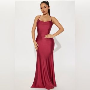 🌟 Fashion Nova Liana Satin Maxi Dress - Wine - NWT 🌟